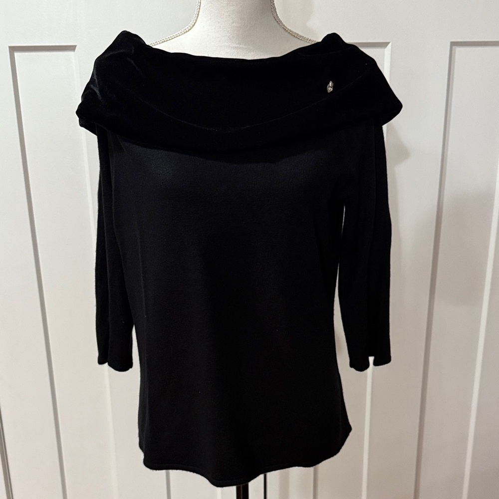Chic Off-the-Shoulder Black Sweater